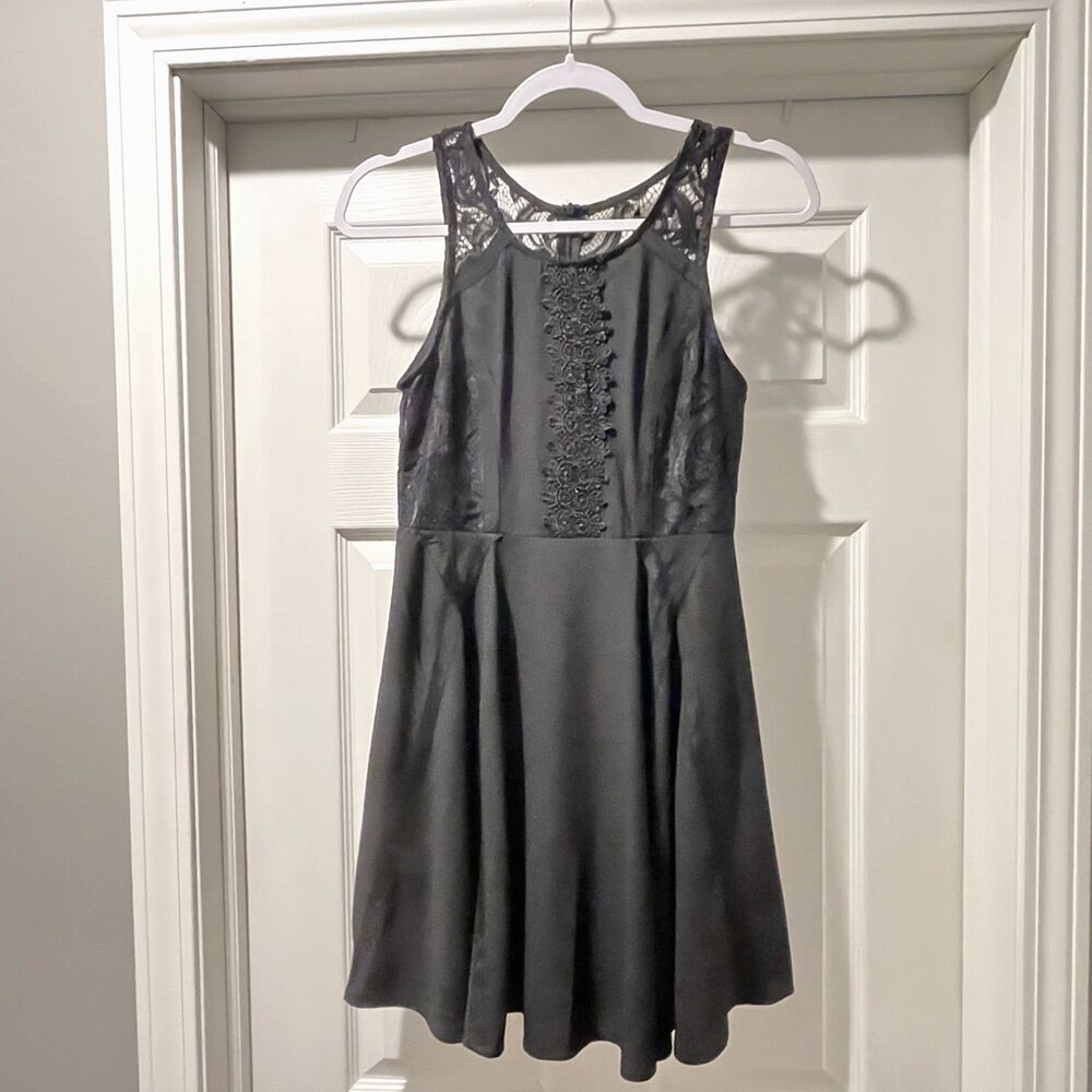 Dream State Black Lace Fit &‎ Flare Mini Dress Sleeveless Winter Holiday Party